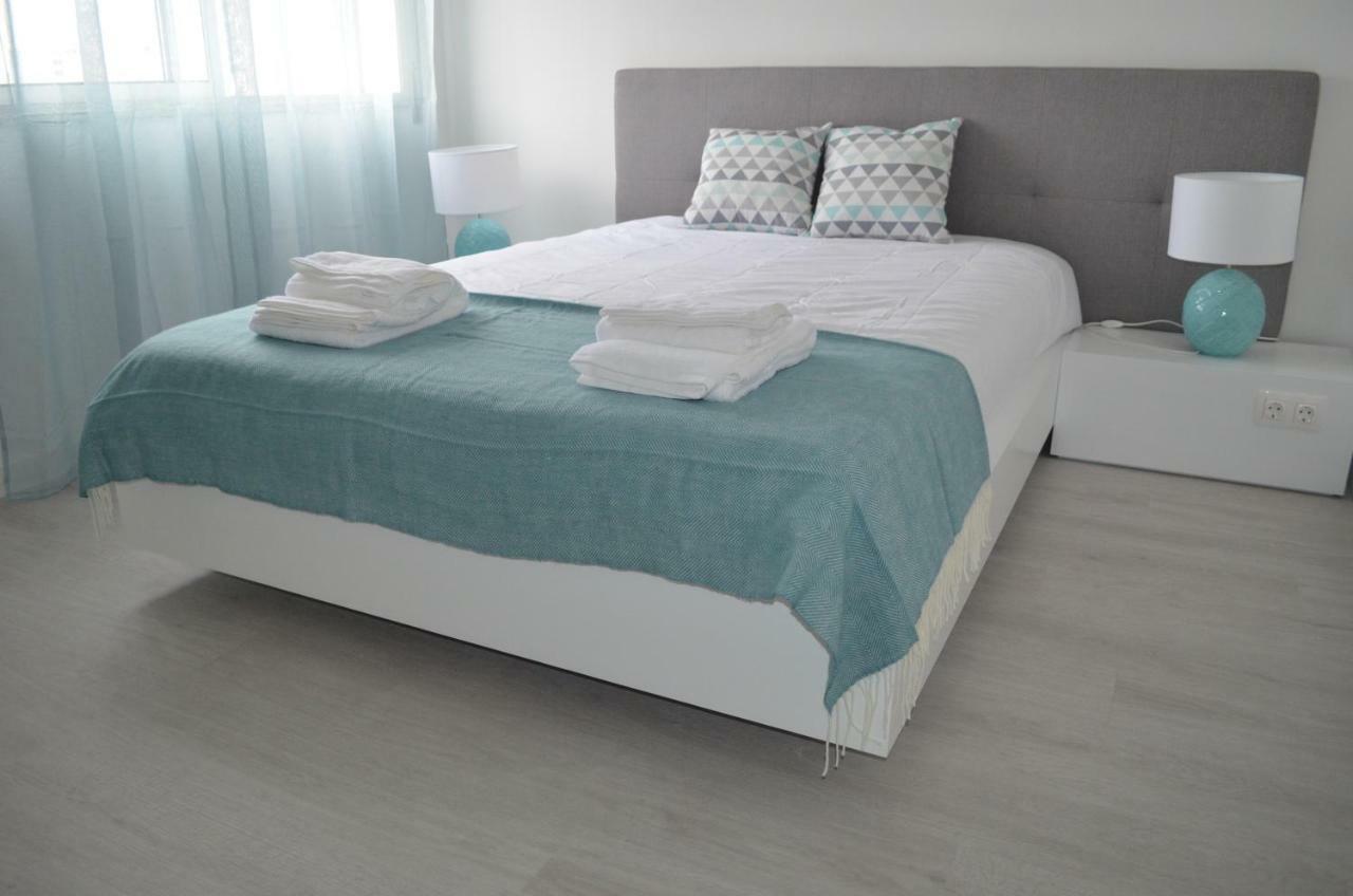 Modern And Cozy Apartment Вила Нова ди Гая Екстериор снимка